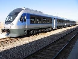اولین قطار از همدان به مشهد حرکت می‌کند