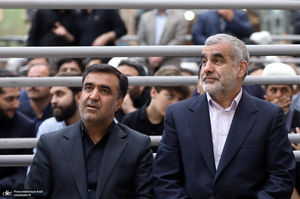 حضور شخصیت‌های سیاسی و مسئولان کشوری و لشکری در مراسم سالگرد ارتحال حضرت امام خمینی (س) -1