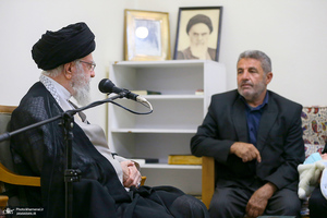 دیدار خانواده شهدای اخیر نیروی پدافند هوایی ارتش با رهبر معظم انقلاب