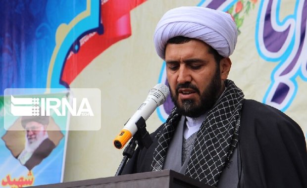 امام جمعه ملایر: جنبش دانشجویی به دنبال عدالت‌خواهی باشد