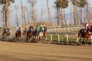 رقابت ۶۴ راس اسب در روز دوم هفته دوازدهم مسابقات اسبدوانی گنبد
