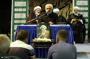 مراسم بزرگداشت آیت الله حسن صانعی (ره) در حسینیه جماران -1