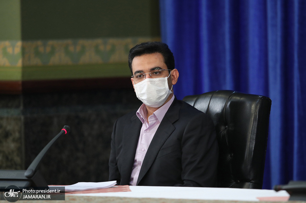 آذری جهرمی: جوانگرایی کشک! خالص سازی کردند، سن بازنشستگی را هم بردند بالا که حالا حالاها بمانند