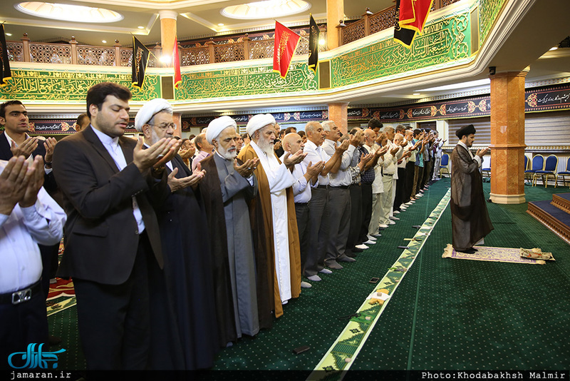 نماز عید فطر در حسینیه شماره 2 جماران 