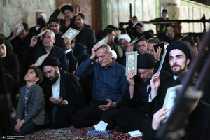 مراسم شب بیست و یکم ماه رمضان در حرم حضرت امام خمینی (س) 2