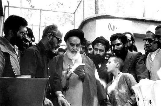 Weekly Topic: Imam Khomeini: Where ideals meet rationality