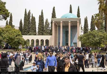 شمار بازدیدکنندگان نوروزی مکان های تاریخی فارس هفت درصد فزونی یافت