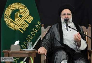 نگاه سکولار در کسوت روحانیت حوزه های علمیه را تهدید می کند