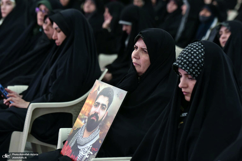 آئین هم عهدی بانوان مراکز تعالی طرح شهید آرمان علی وردی در حرم امام خمینی