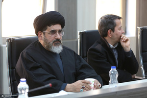 حضور سید حسن خمینی در گردهمایی علمی به مناسبت هفته پژوهش در پژوهشکده امام خمینی(س) و انقلاب اسلامی