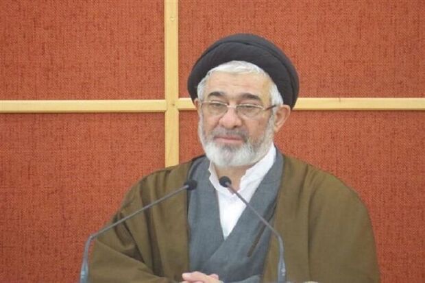نقش بانوان و خانواده برای ترویج نماز در جامعه بی‌بدیلی است