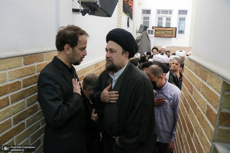 حضور آیت الله سید حسن خمینی در مراسم وداع با آیت الله العظمی شبری زنجانی (ره)
