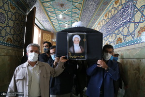 مراسم تشییع پیکر آیت الله حسن ممدوحی(ره)