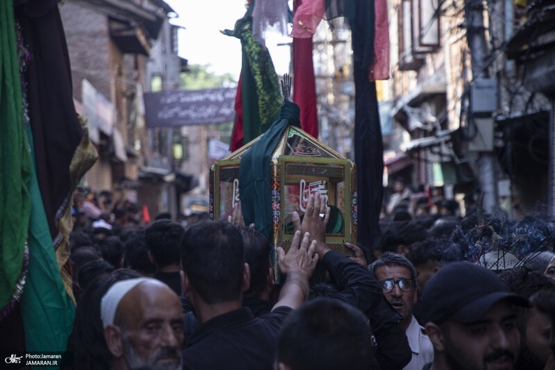 دسته عزاداری سنتی در کشمیر ھند