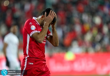 نمایش خجالت‌آور از فوتبال آماتوری ایران در ورزشگاه آزادی/ پای وزارت ورزش در دعوای تبلیغات محیطی