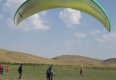 رکورد مسافت در مسابقات پاراگلایدر سیلوانا شکسته شد