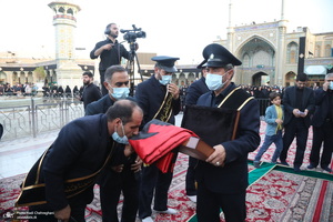 مراسم تعویض پرچم حرم حضرت معصومه (س) در شب اول ماه محرم‎‎