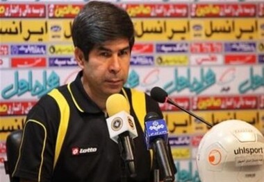 مربی استقلال خوزستان: مشکلات در تیم های خصوصی بیداد می کند