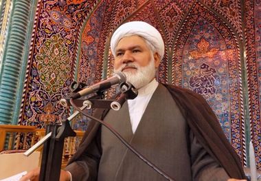 امام جمعه خاش: گردهمایی بزرگ حج ابهت امت اسلام را نشان می دهد