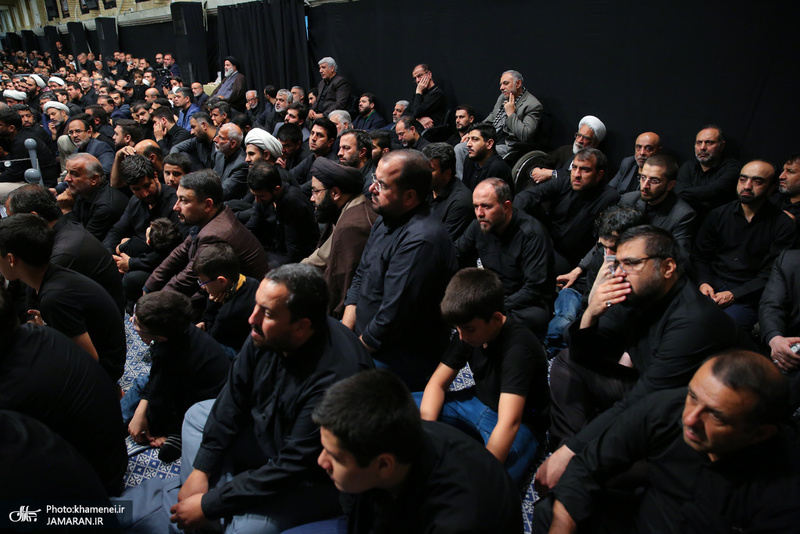 آخرین شب مراسم عزاداری حضرت اباعبدالله الحسین (ع) در حسینیه امام خمینی