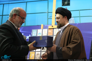 رونمایی از  از ٢١اثر جديد تاريخ شفاهي انتشارات سوره مهر با حضور سید حسن خمینی