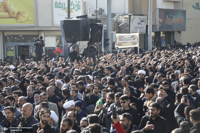 دسته عزاداری روز شهادت حضرت زهرا (س) با حضور آیت الله العظمی وحید خراسانی