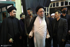 مراسم بزرگداشت همسر آیت الله موسوی بجنوردی (ره) در حسینیه شماره یک جماران-1