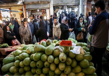 دورهمی یلدا و تکاپوی قزوینی ها در بازار