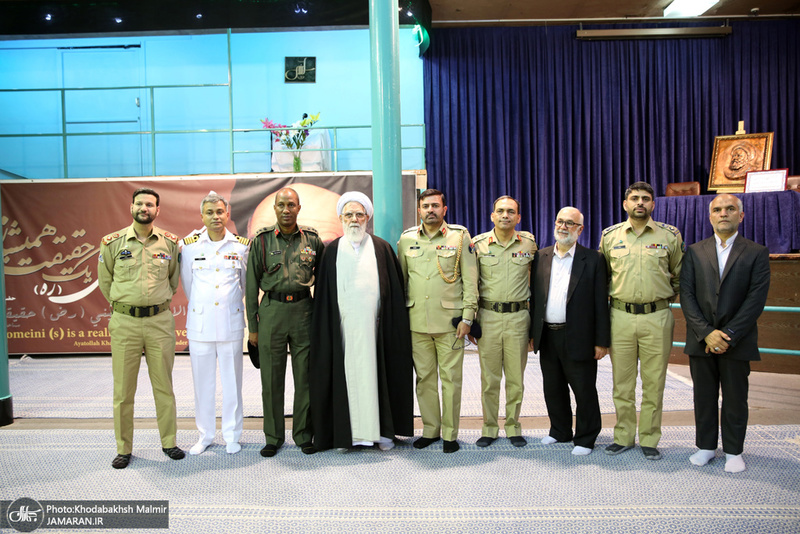 بازدید جمعی از اساتید و دانشجویان دانشگاه دفاع ملی پاکستان از جماران