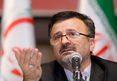 داورزنی شایعه تعلیق شطرنج ایران را رد کرد