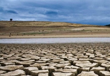 دولت برای رفع بحران کم آبی در کرمان نگاه ملی دارد