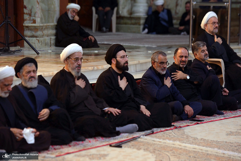 مراسم عزاداری شام غریبان در حرم امام خمینی (س)