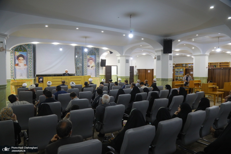 مراسم اختتامیه نمایشگاه قرآن کریم استان قم در مجتمع فرهنگی یادگار امام‎