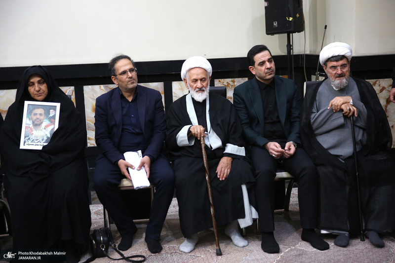 دیدارهای آیت الله سید حسن خمینی با جمعر از خانواده های معظم شهدا
