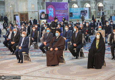 حاجی میرزایی: امام خمینی(س) یک معلم به معنای تمام بودند/ ابتکار: امام راحل با جوانان برخورد کلیشه ای و سلبی نداشتند/ امام راه را برای ورود زنان به عرصه‌ های علمی و مدیریتی باز کردند