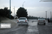 بارش باران موجب لغزندگی جاده‌های کردستان شده است