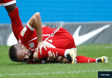 دوری 2 الی 3 ماهه فرانک ریبری از میادین فوتبال