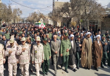 پیکر پاک شهید «کردخوردی» در ملایر تشییع شد