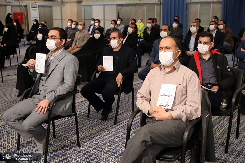 دیدار جمعی از پرستاران و خانواده‌ شهدای مدافع سلامت با رهبر معظم انقلاب