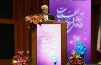 سخنرانی عارف در در همایش «فناوری‌های نوظهور و آینده اطلاعات» (7)