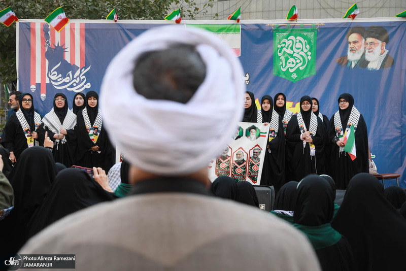 راهپیمایی باشکوه 13 آبان در تهران - 3