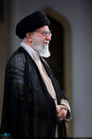 مراسم شب خاطره دفاع‌ مقدس با حضور رهبر معظم انقلاب