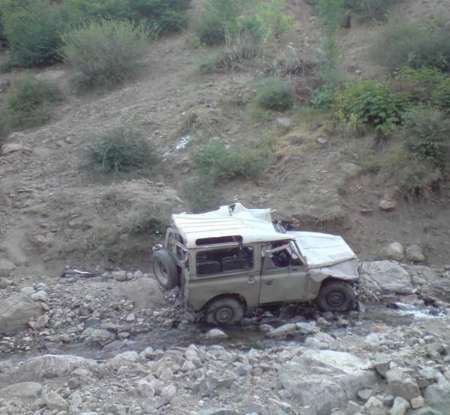 سقوط خودرو جیپ به دره در ملکشاهی یک کشته بر جا گذاشت