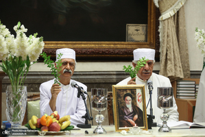 مراسم بزرگداشت امام خمینی(س) در آدریان زرتشتیان