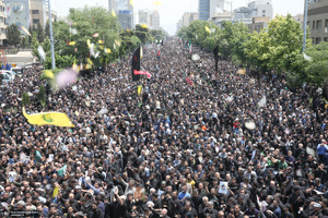 تشییع باشکوه پیکر رئیس جمهوری و یارانش در تهران-7