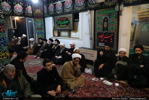 مجلس عزادارى شهادت حضرت صديقه طاهره(س) در بیت آيت الله دوستى زنجانى
