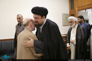 دیدار اعضای شورای مرکزی حزب موتلفه اسلامی با سید حسن خمینی 