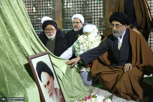 تجدید میثاق مجمع روحانیون مبارز و مجمع مدرسین و محققین حوزه علمیه قم با امام خمینی (س)