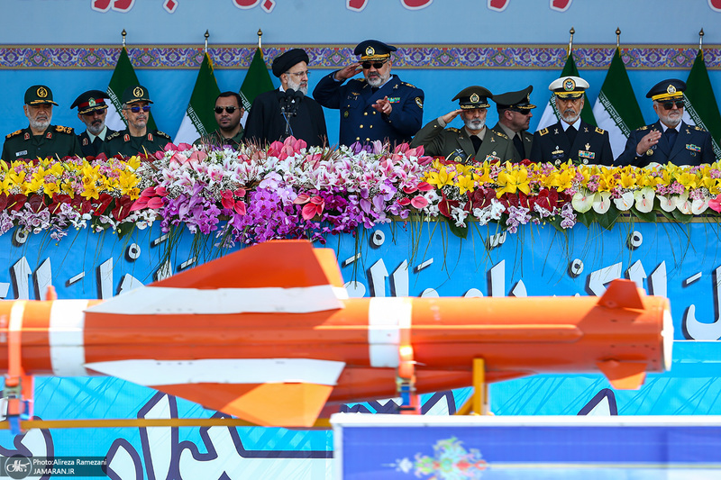 مراسم رژه روز ارتش در جوار حرم مطهر امام خمینی (س) - 2