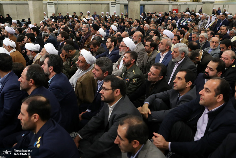 دیدار مسئولان نظام و میهمانان کنفرانس وحدت اسلامى‌ با رهبر معظم انقلاب